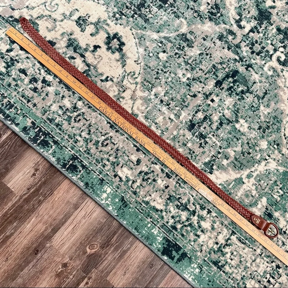 unknown woven brown
